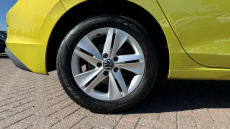 Volkswagen Golf 1.5 eTSI 150 Life 5dr DSG Petrol Hatchback